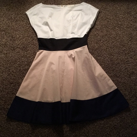 ♠️ Kate Spade colorblock fiorella dress ♠️ - Picture 2 of 7
